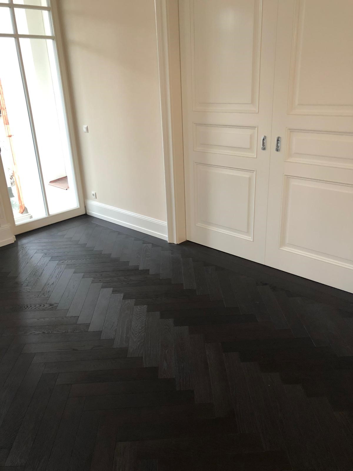 Ihr Spezialist für Sanierung und Verlegen von Fußböden, Unterböden und Estrich sowie Parkett, Laminat, Teppichboden und anderen Bodenbelägen in Neutraubling