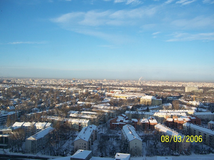 Ihr Spezialist für Sanierung und Verlegen von Fußböden, Unterböden und Estrich sowie Parkett, Laminat, Teppichboden und anderen Bodenbelägen in Neutraubling, Arabella-Sheraton